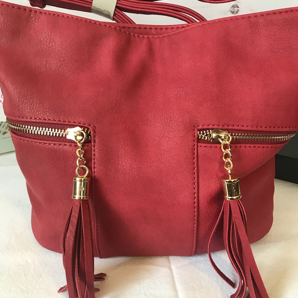 Handbags NWT (BUR-10), (TAN-10)
